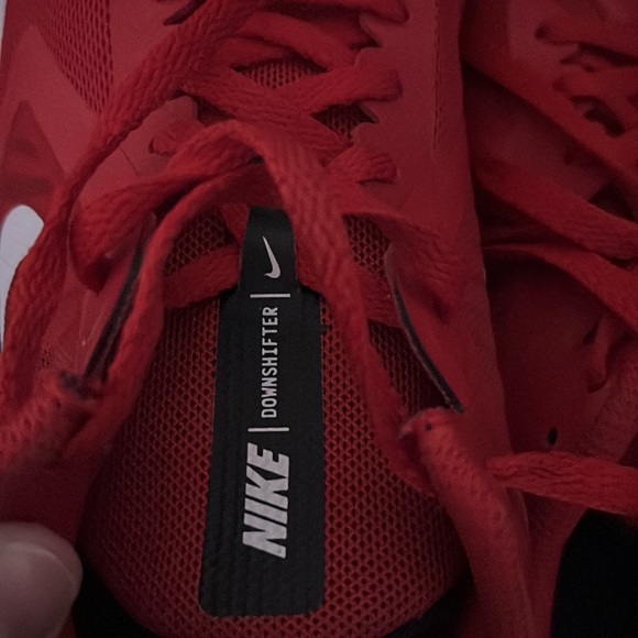 NEW Nike RED Running downshifter  6.5Y NEW BNWOB - Picture 7 of 10